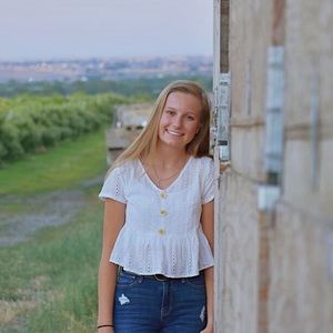 Meet your Posher, Paige